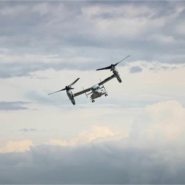1AAM air taxi flying in the sky